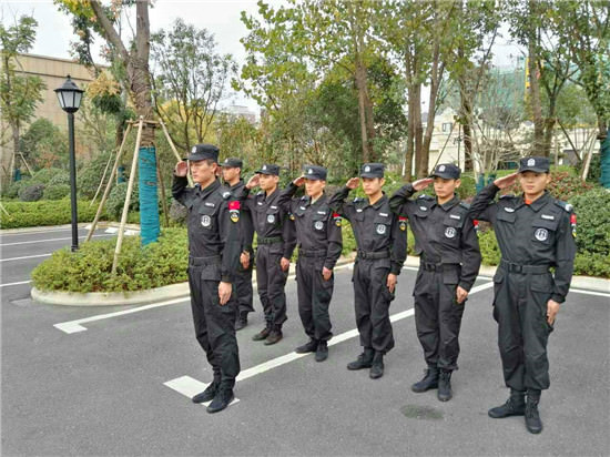 �T���L��